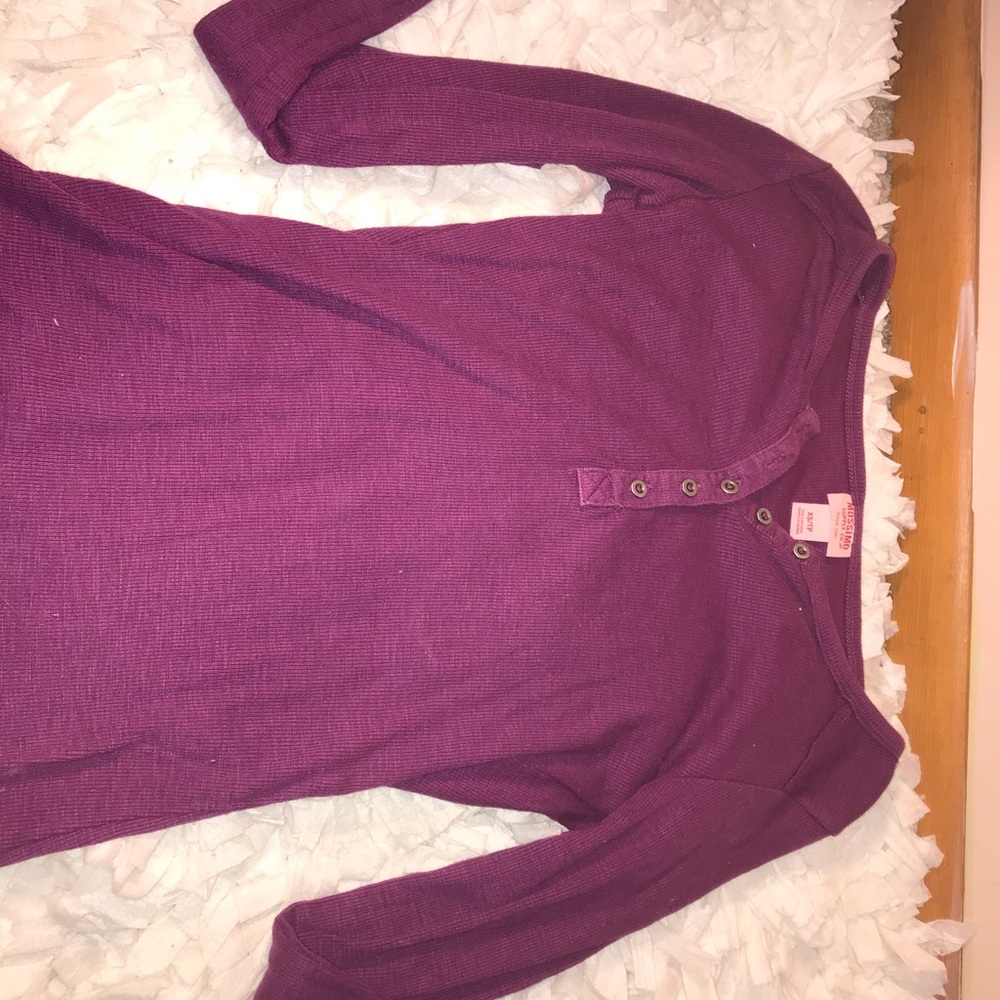 Women’s long sleeve shirt
